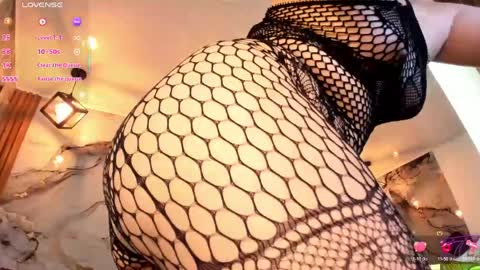 Snapshot of victoria__coopeer chatting on May 8, 10:04 pm Victoria Coopeer online show from May 8, 10:04 pm