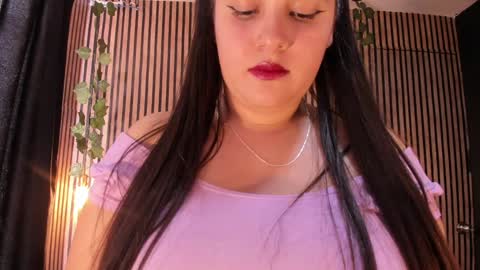 Snapshot of victoria__ponce chatting on January 15, 7:55 pm victorira online show from January 15, 7:55 pm