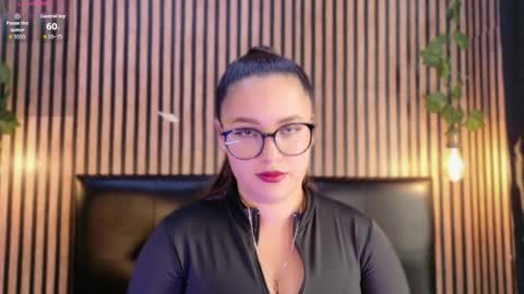 Snapshot of victoria__ponce chatting on October 3, 9:23 pm victorira online show from October 3, 9:23 pm