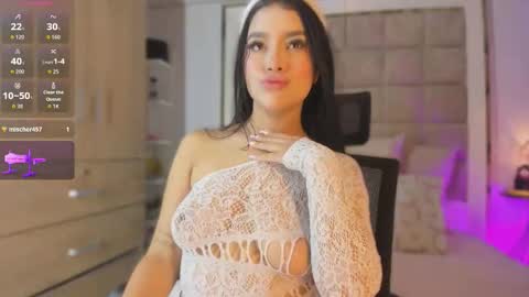 Snapshot of victoria_adaams1 chatting on October 20, 2:17 pm Victoria valentina online show from October 20, 2:17 pm