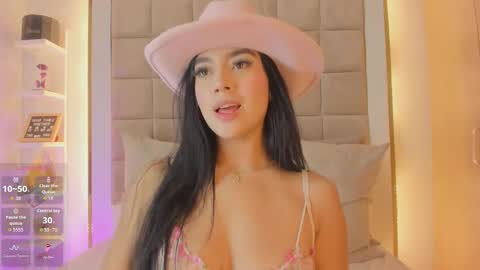 Snapshot of victoria_adaams1 chatting on January 14, 9:42 pm Victoria valentina online show from January 14, 9:42 pm