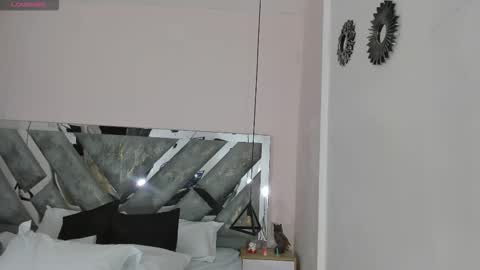 valentina online show from December 4, 10:13 am