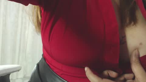 victoria_floyd1 online show from February 11, 2:25 am