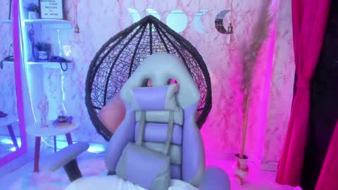 victoria_floyd1 online show from February 11, 7:27 pm