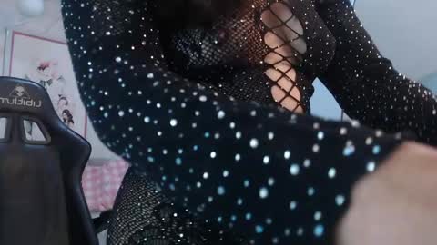 Victoria online show from April 7, 2:17 pm