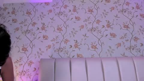 Snapshot of victoria_joliegb chatting on March 7, 12:45 pm Victoria Lozano online show from March 7, 12:45 pm