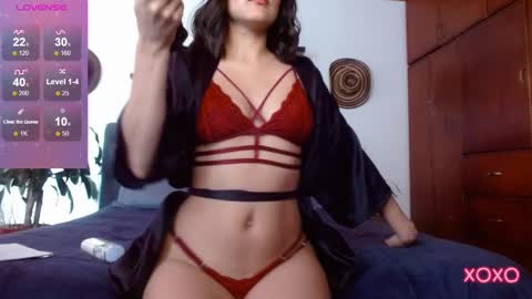 VICTORIA MARTELO online show from December 27, 3:59 pm