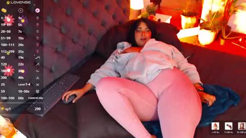 Snapshot of victoria_monteroo chatting on May 14, 1:12 am Call me Vic online show from May 14, 1:12 am