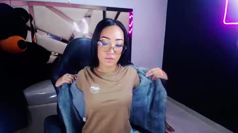 Victoria  online show from March 1, 4:44 pm