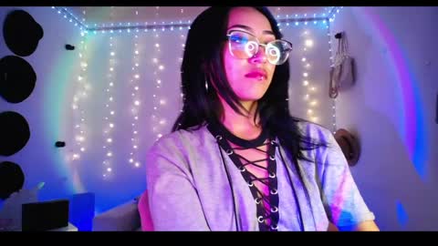 Victoria  online show from March 9, 4:05 am