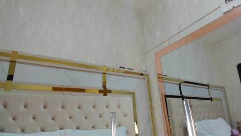 Victoria Sofia online show from October 5, 7:23 pm