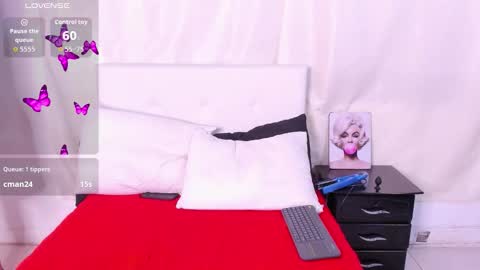 Snapshot of victoriaa_zans chatting on November 30, 6:06 am Victoria Zans online show from November 30, 6:06 am