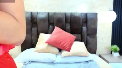 Victoria Andrade online show from February 24, 12:14 pm