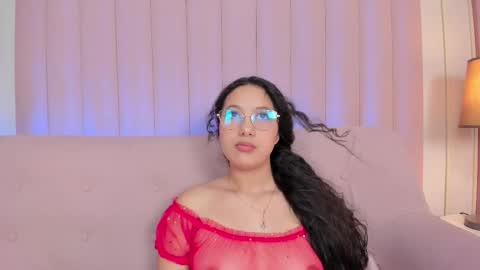 Vicky online show from December 5, 7:54 pm