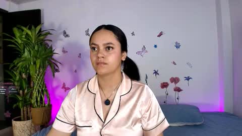 Snapshot of victoriablack_ chatting on February 2, 8:57 am Victoria online show from February 2, 8:57 am