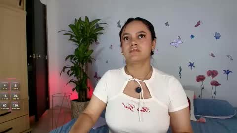 Snapshot of victoriablack_ chatting on February 12, 8:53 am Victoria online show from February 12, 8:53 am