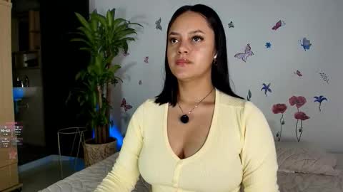 Snapshot of victoriablack_ chatting on February 21, 11:00 am Victoria online show from February 21, 11:00 am