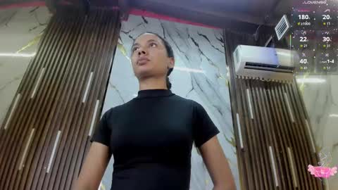 Snapshot of victoriaduarte chatting on October 6, 7:55 pm Victoria online show from October 6, 7:55 pm