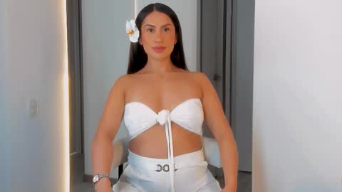 Vcitoria online show from January 31, 10:30 pm