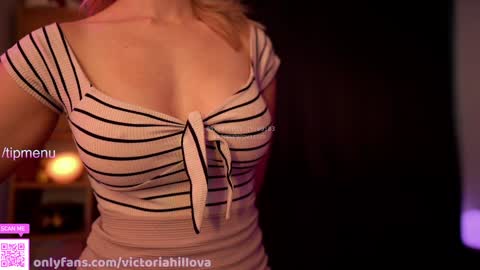 Victoria Hillova online show from October 5, 1:09 pm