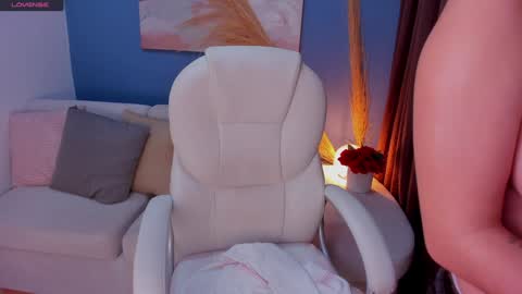 Victoria online show from December 13, 11:50 pm