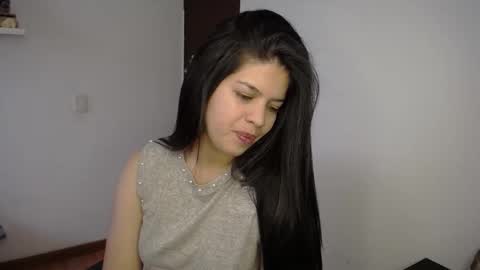 victorialg online show from December 21, 5:53 pm