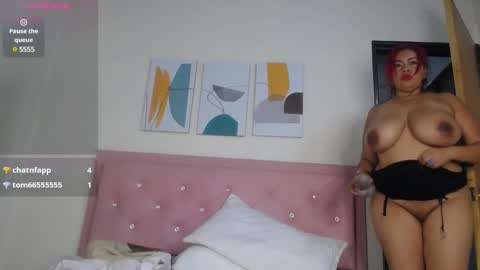 victoriamil1 online show from February 4, 2:28 am