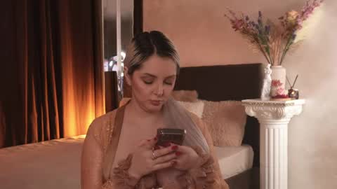 Snapshot of victoriamorrone chatting on May 11, 3:34 am Diddy online show from May 11, 3:34 am