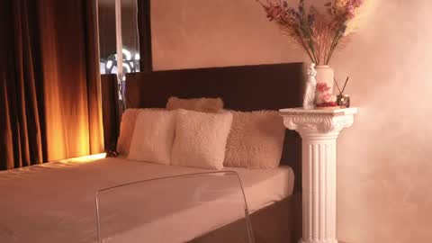 Snapshot of victoriamorrone chatting on May 12, 4:31 am Diddy online show from May 12, 4:31 am