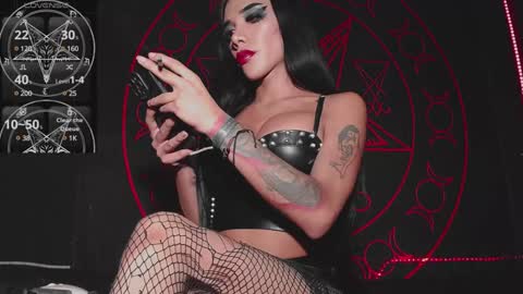 Snapshot of victoriavampire666 chatting on February 7, 2:40 am Victoria Vampire online show from February 7, 2:40 am