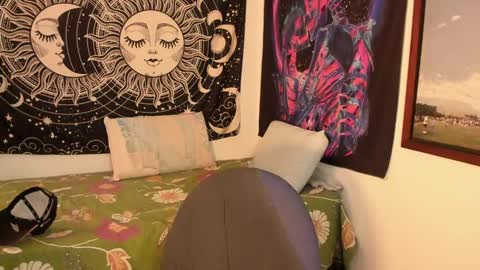 Snapshot of victorino_jhonson chatting on December 22, 5:42 pm Victorino Jhonson online show from December 22, 5:42 pm