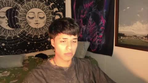 Snapshot of victorino_jhonson chatting on January 6, 12:16 am Victorino Jhonson online show from January 6, 12:16 am