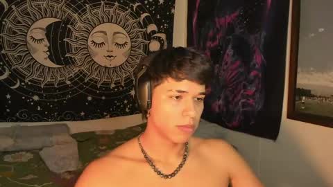 Snapshot of victorino_jhonson chatting on January 10, 12:06 am Victorino Jhonson online show from January 10, 12:06 am