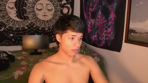 Snapshot of victorino_jhonson chatting on January 12, 5:01 pm Victorino Jhonson online show from January 12, 5:01 pm