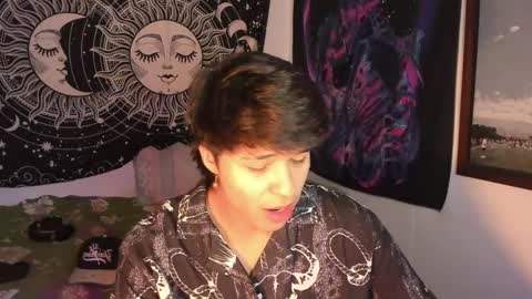 Snapshot of victorino_jhonson chatting on February 6, 2:22 am Victorino Jhonson online show from February 6, 2:22 am