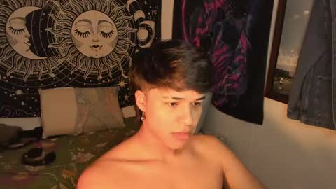 Snapshot of victorino_jhonson chatting on February 20, 4:57 pm Victorino Jhonson online show from February 20, 4:57 pm