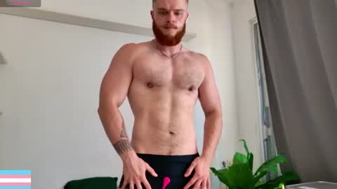 Snapshot of victortransman chatting on June 21, 10:07 am Victor online show from June 21, 10:07 am