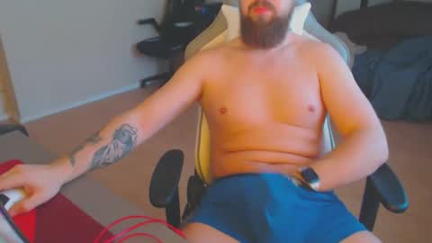 Snapshot of videmashot chatting on March 1, 8:34 am vade online show from March 1, 8:34 am