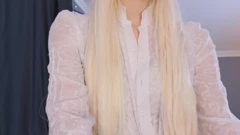 Eva online show from April 24, 12:29 pm