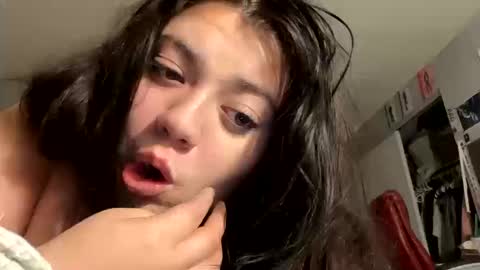 viennavisabelle online show from October 12, 5:06 am