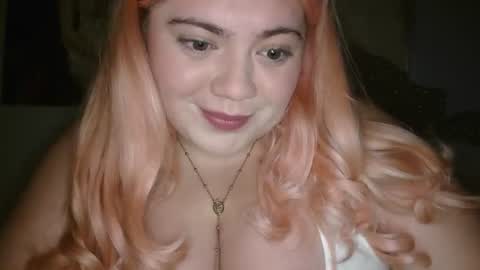 Snapshot of viennavisabelle chatting on July 4, 3:13 am viennavisabelle online show from July 4, 3:13 am