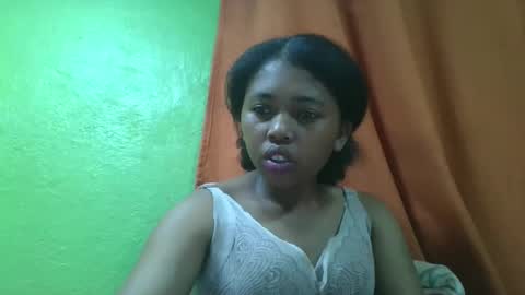 vierge28430 online show from April 22, 3:02 pm