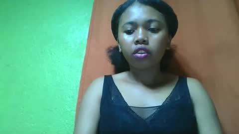 vierge28430 online show from May 1, 2:16 am