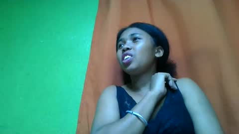 vierge28430 online show from May 16, 5:01 pm