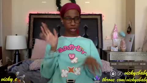 Snapshot of viiickyyy chatting on December 2, 8:33 pm Vicky C Vicky V - Vicky C Baby Baby Vee - Schoolgurl V - V the Qween of Edging - Miss Vicky if U Nasty online show from December 2, 8:33 pm