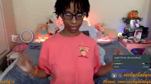 Snapshot of viiickyyy chatting on October 10, 5:56 pm Vicky C Vicky V - Vicky C Baby Baby Vee - Schoolgurl V - V the Qween of Edging - Miss Vicky if U Nasty online show from October 10, 5:56 pm