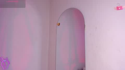 Snapshot of viioleett_cum chatting on July 25, 2:36 pm viioleett_cum online show from July 25, 2:36 pm