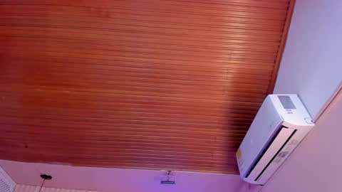 Viiolett online show from January 18, 10:17 pm