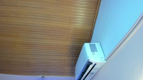 Viiolett online show from February 1, 7:34 pm