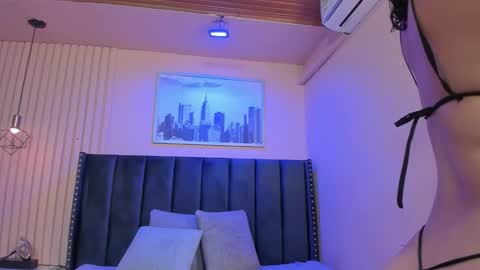 Viiolett online show from October 9, 8:07 pm